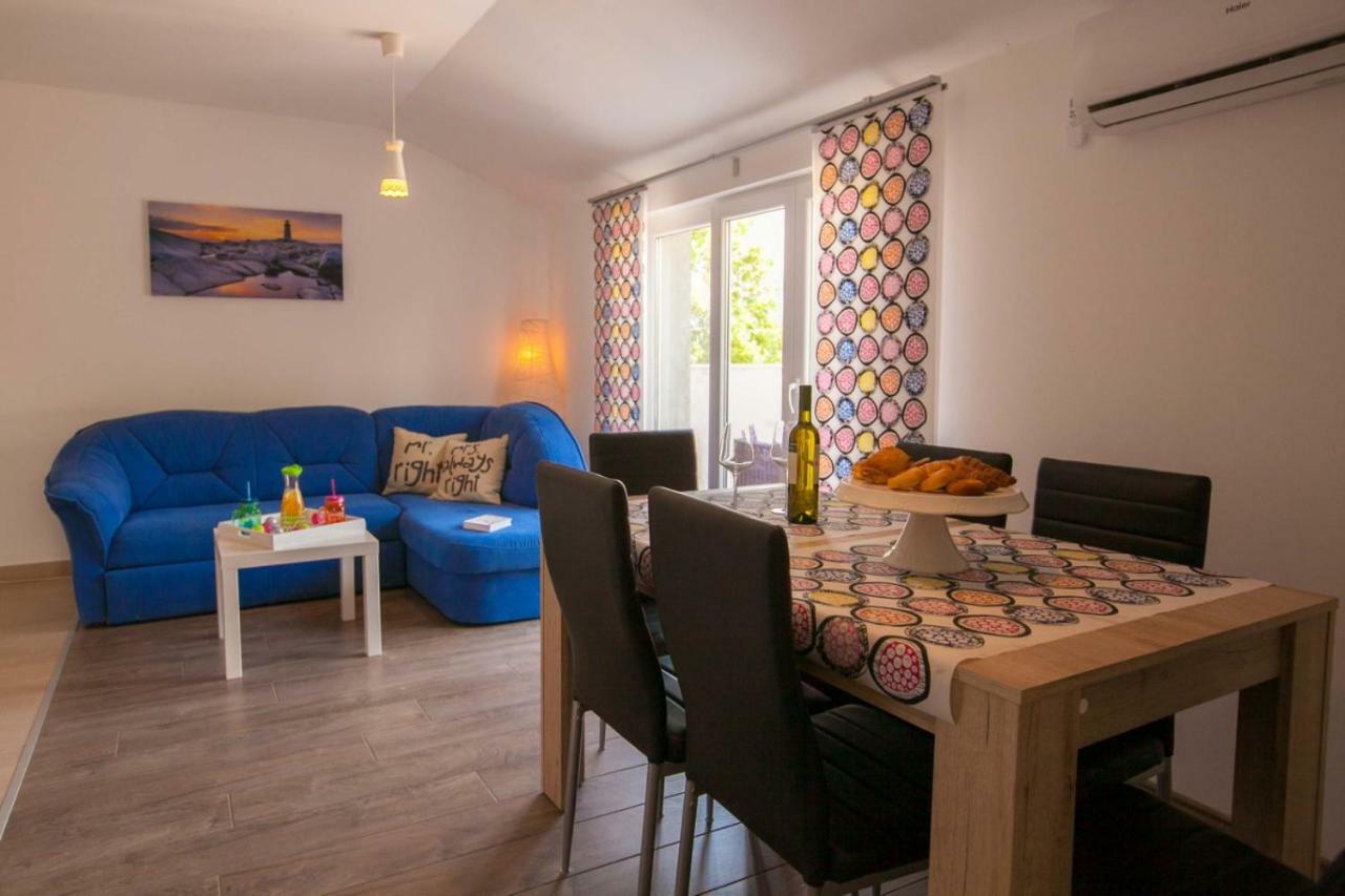 Apartman Zara Malinska Exterior photo