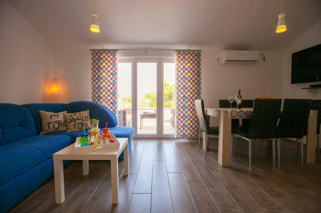 Apartman Zara Malinska Exterior photo